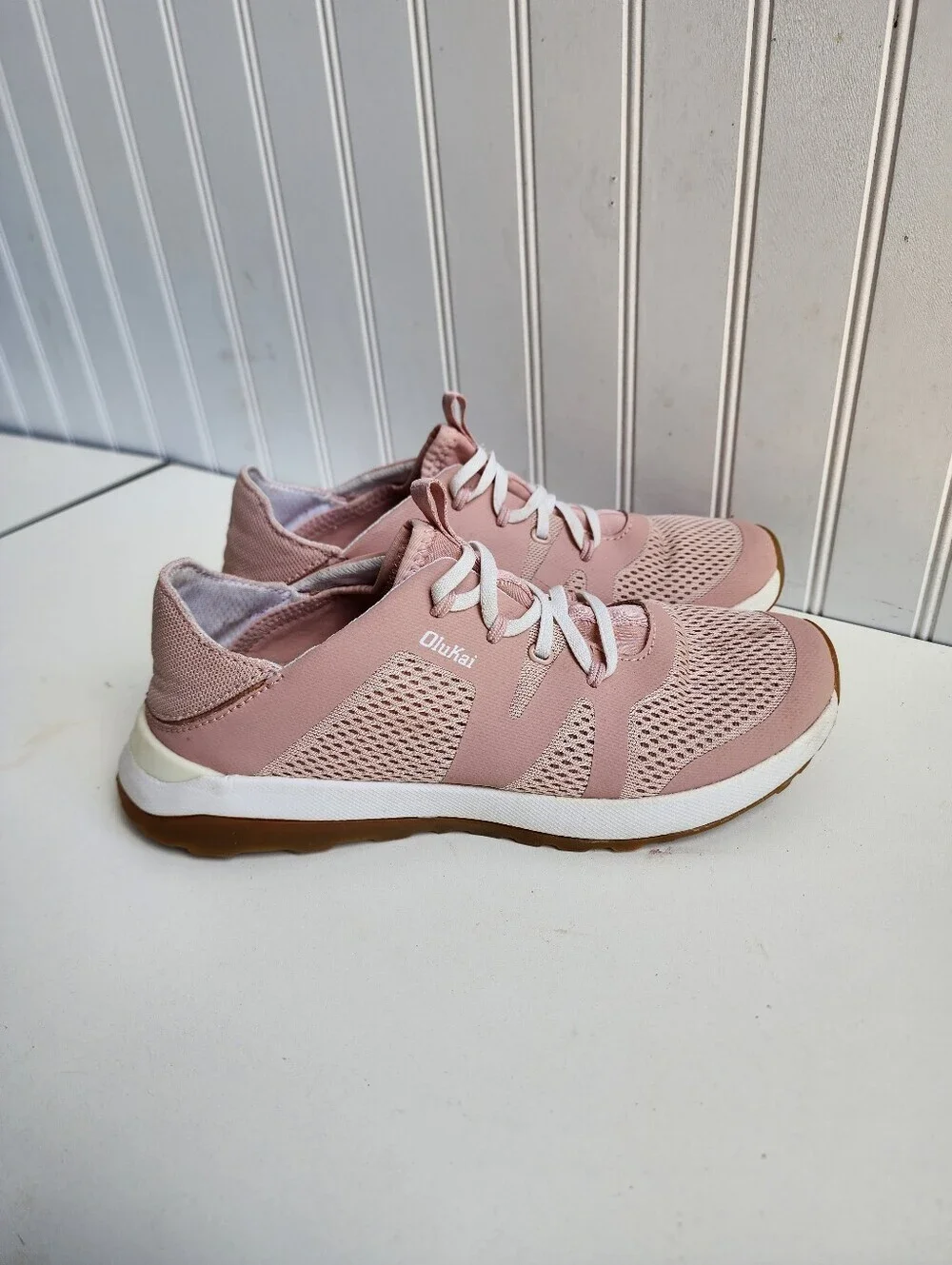 Olukai Huia Womens Sneaket Athletic Shoes Size 8 Soft Pink/Soft Pink Lighweight